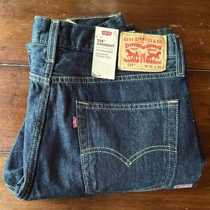 Levi’s 514 Straight leg jeans